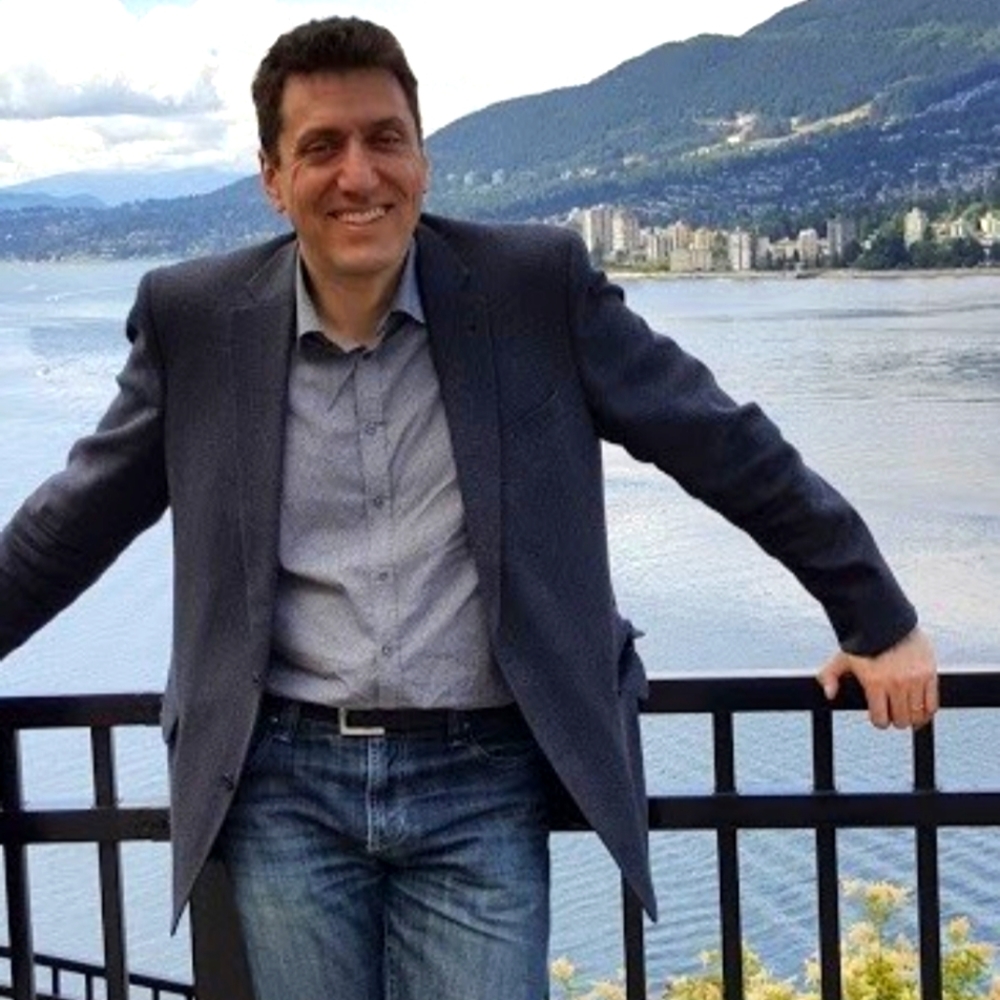 Meet your Posher, Sandro